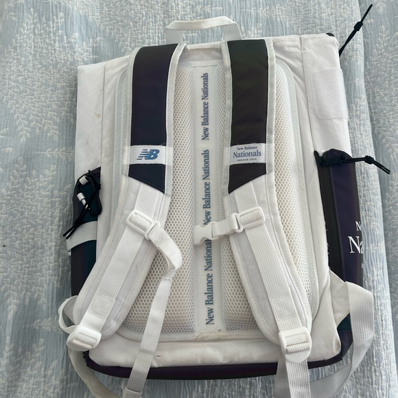 NEW BALANCE NATIONAL INDOOR 2023 BAG - Picture 2 of 2